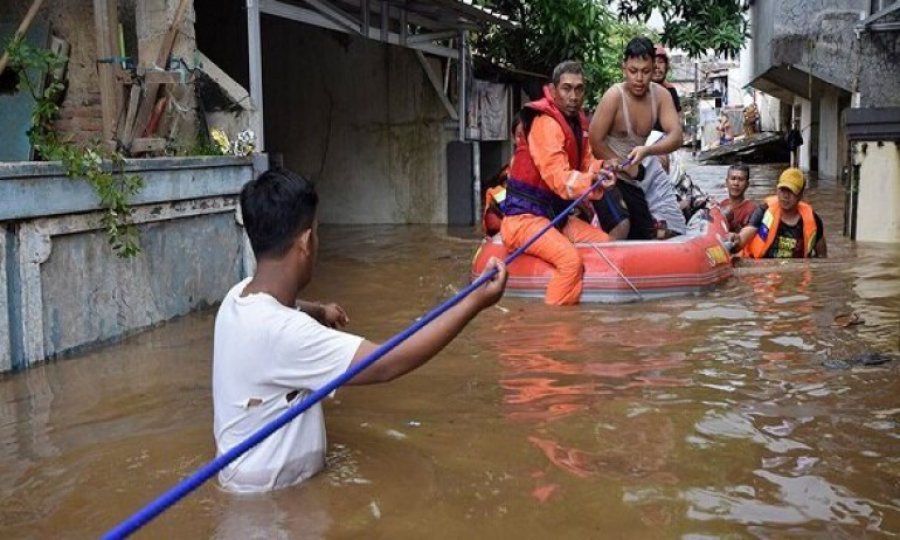 Filipinler'deki selde can kaybı 27'ye çıktı