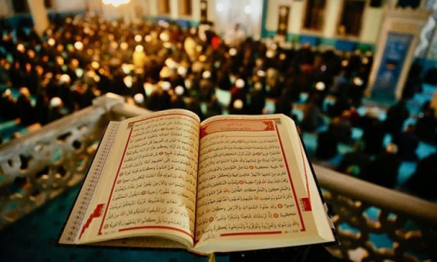 İsveç'e tepki amacıyla 90 bin camide Kur'an-ı Kerim okundu