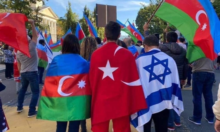 Zillet ve ihanete devam; Azerbaycan Doğalgaz Anlaşması imzaladı, Türkiye 259 gemi gönderdi