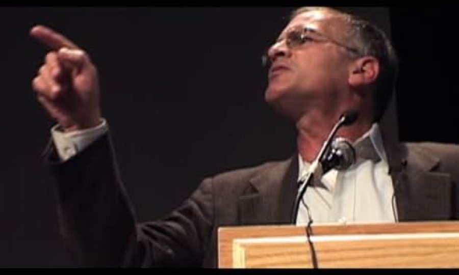 Norman Finkelstein: Düşünme hakkınızdan vazgeçmeyin