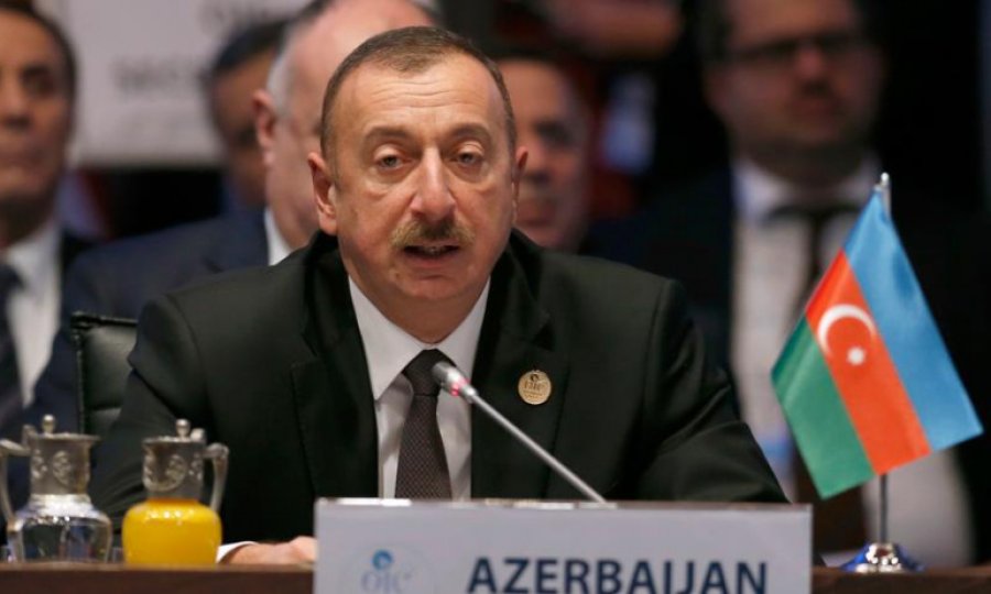 Azerbaycan yönetimi ne yapmak istiyor?