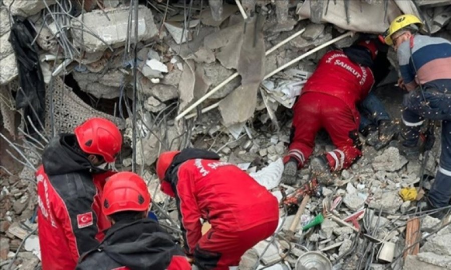 Cezayir'den deprem bölgelerine 30 milyon dolarlık destek