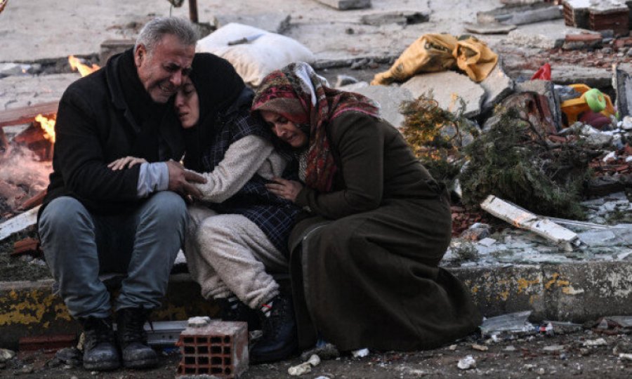 Depremde 3'üncü gün: Acı bilanço