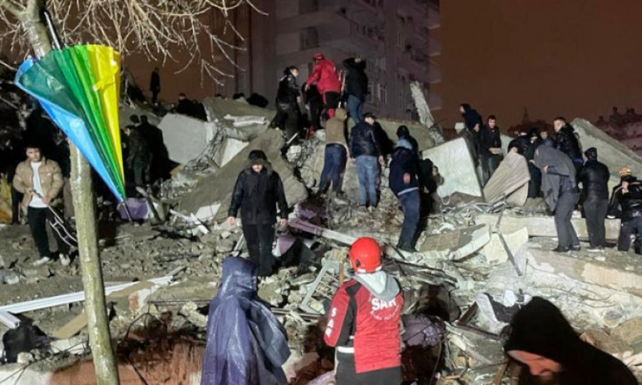 Depremin ardından Türkiye'den uluslararası yardım çağrısı