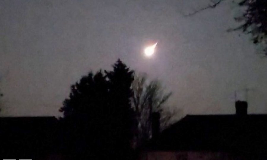 Atmosfere giren asteroid Manş Denizi üzerinde infilak etti
