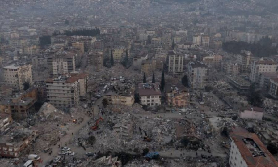 Depremin yıkım ve enkaz faturası 12 milyar lirayı aşıyor