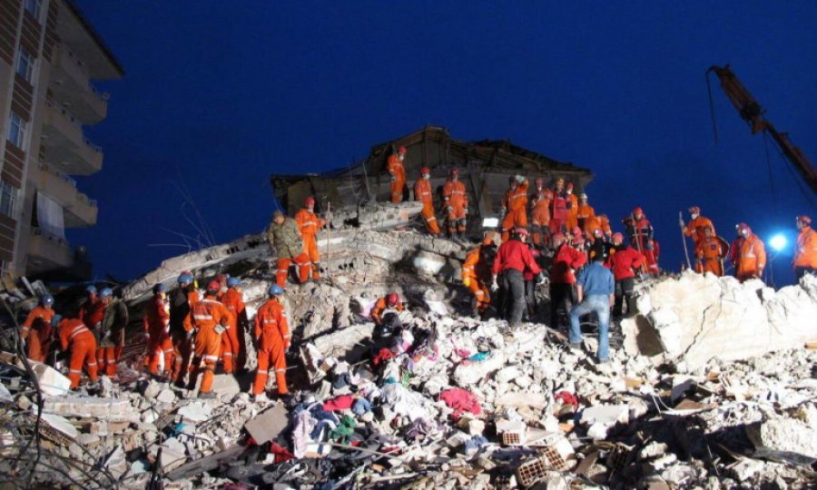 Filistinliler, Türkiye ve Suriye'deki depremzedeler için 1,2 milyon dolar bağışta bulundu