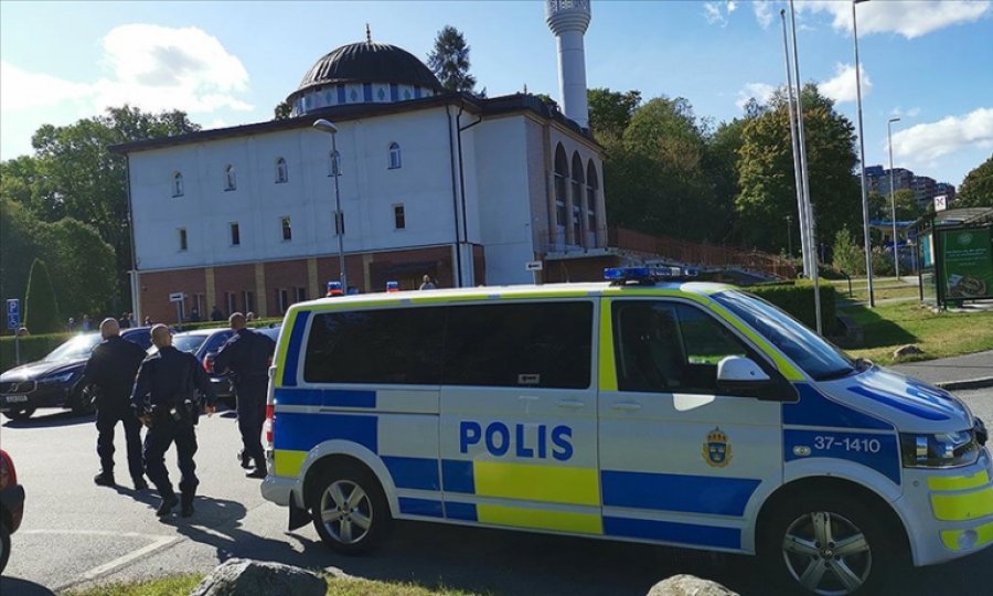 İsveç’te Kur’an-ı Kerim yakmak isteyen kişiye izin verilmedi