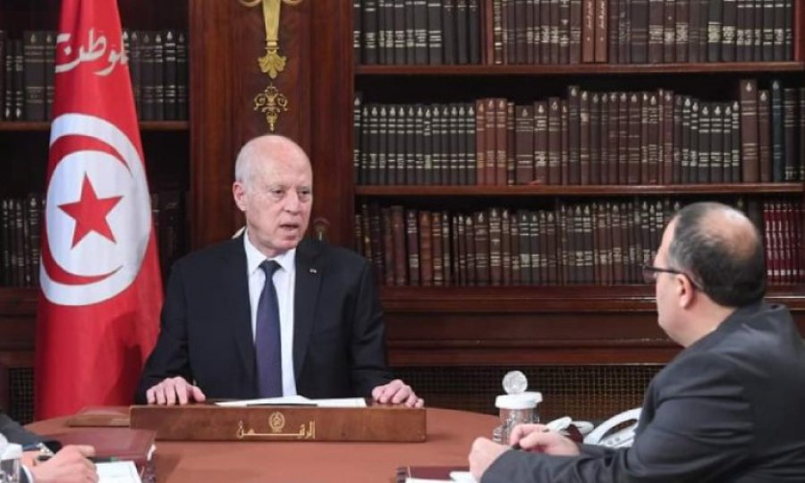 Tunus'un 'tek adamı' Kays Said muhalifleri baskıyla susturuyor