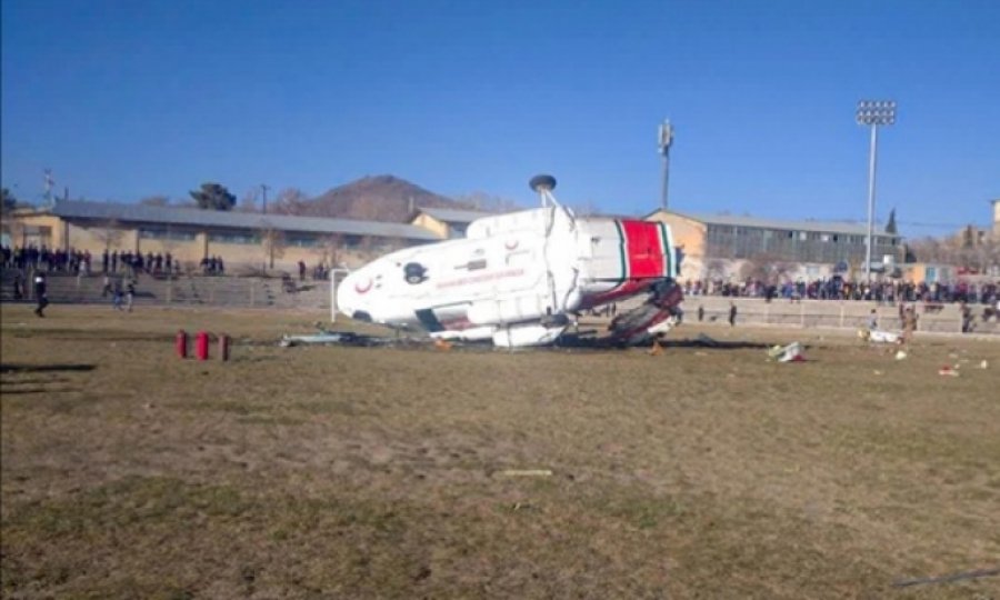 İran'da Gençlik ve Spor Bakanı'nı taşıyan helikopter düştü