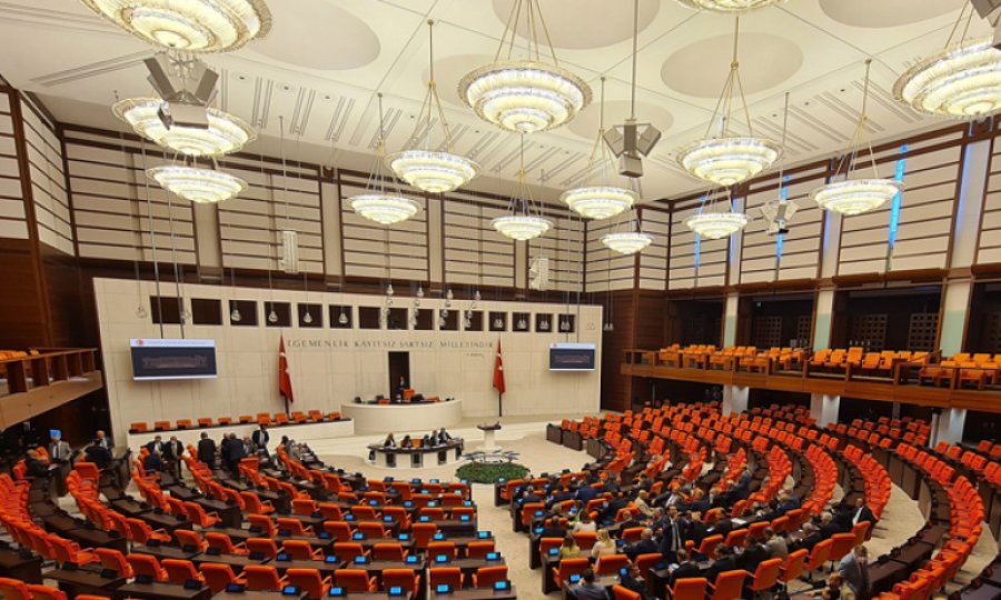 EYT kanun teklifi kabul edildi