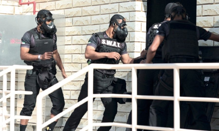 Dubai'de Türklere büyük operasyon... 80 kişi gözaltında