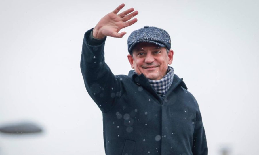 Özel'den iktidara tepki: Trump’ın düzeni dünya düzeni olamaz
