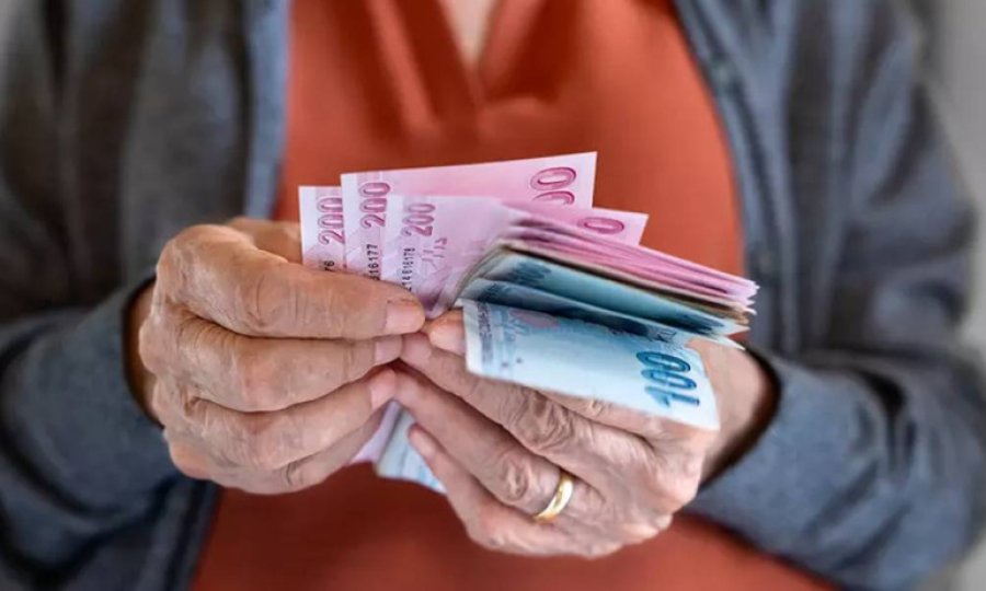 Teklif Meclis'e sunulacak: En düşük emekli maaşı belli oldu