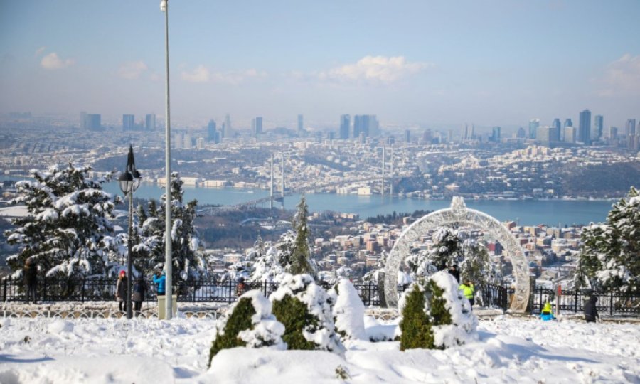 İstanbul’a pazar günü kar geliyor: Sıcaklığın -1 dereceye kadar düşmesi bekleniyor