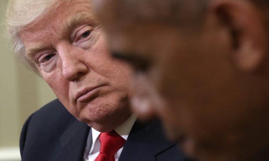 Epstein'in suç ortağı Trump'tan ırkçı paylaşım...Obama çiftini maymuna benzetti...