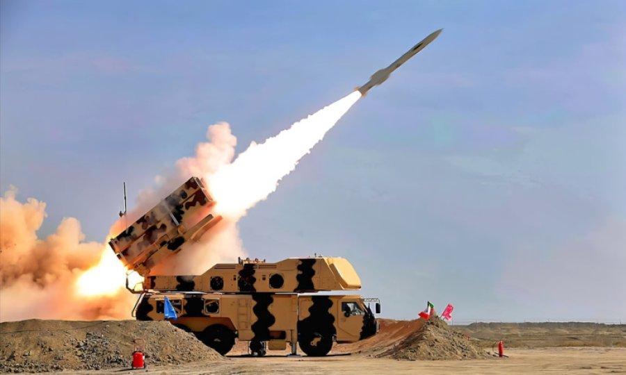 İran, 4 ayrı ülkede stratejik Amerikan varlığını imha etti
