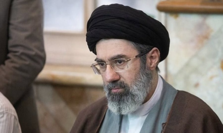Devrim Lideri Seyyid Mücteba’nın halka hitaben ilk mesajı