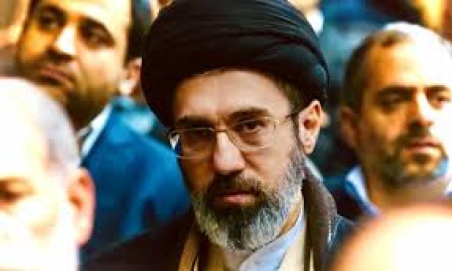 Genç Hamenei'nin dilindeki hendese: Eksen'den Cephe'ye