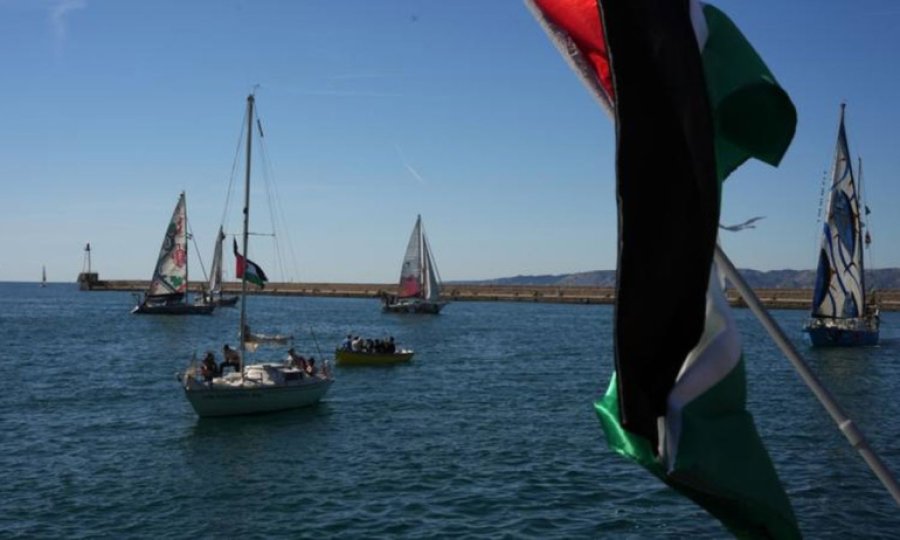 Global Sumud Filosu, İsrail savaş gemilerince ablukaya alındı